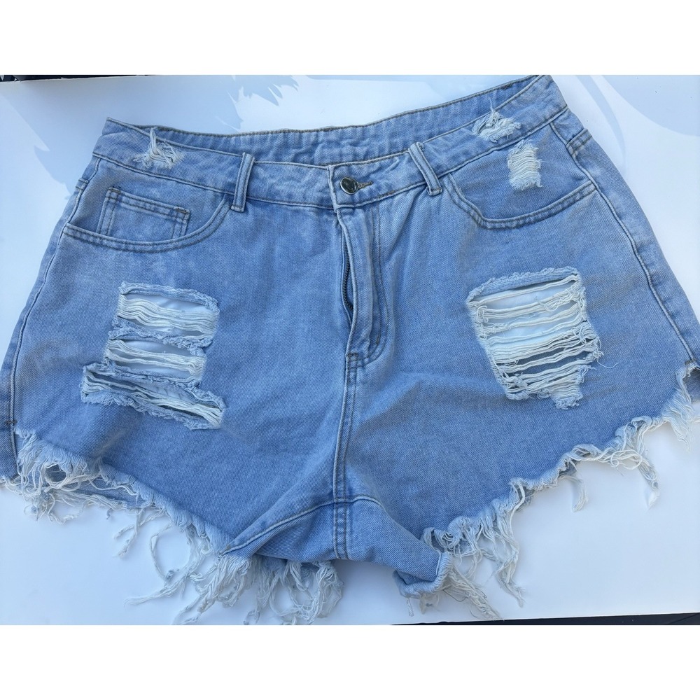 SHEIN CURVE Plus‎ 1XL Light Wash Blue Denim Fringe Cut Off Shorts